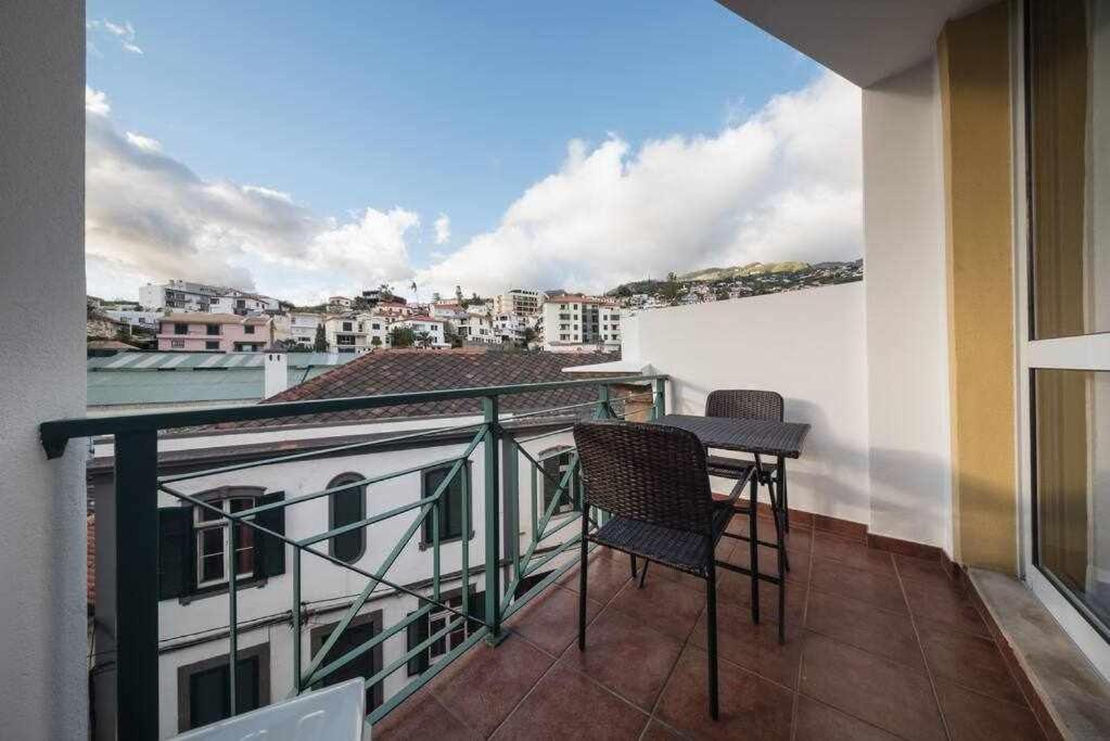 Alex Apartment Funchal  Bagian luar foto