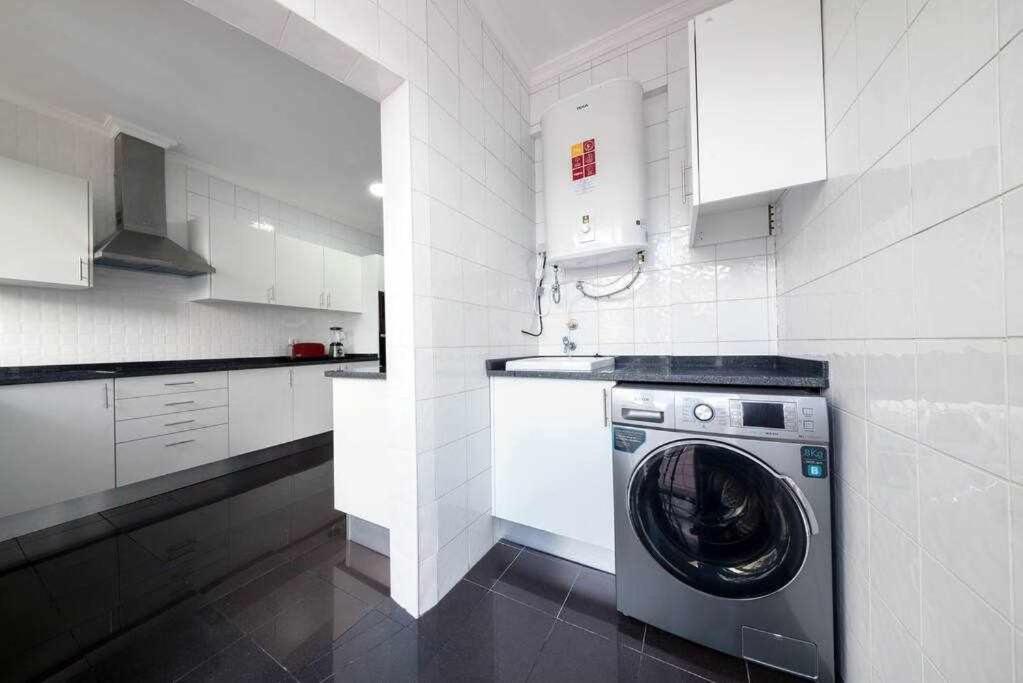 Alex Apartment Funchal  Bagian luar foto
